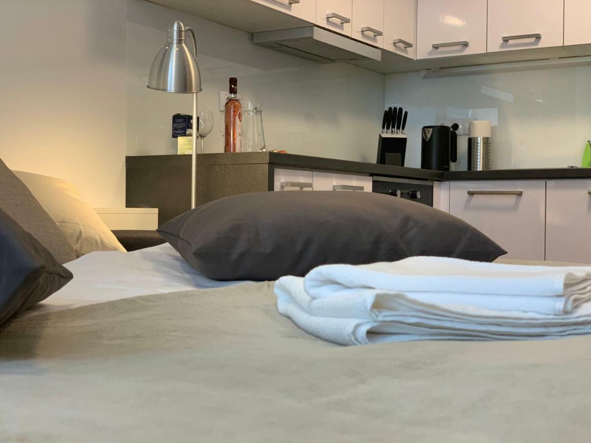Ap 1 - Apartments 4U Brezinova "Overnight Simply" Hradec Králové المظهر الخارجي الصورة