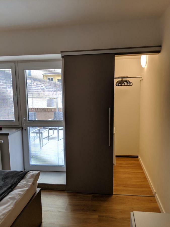 Ap 1 - Apartments 4U Brezinova "Overnight Simply" Hradec Králové المظهر الخارجي الصورة