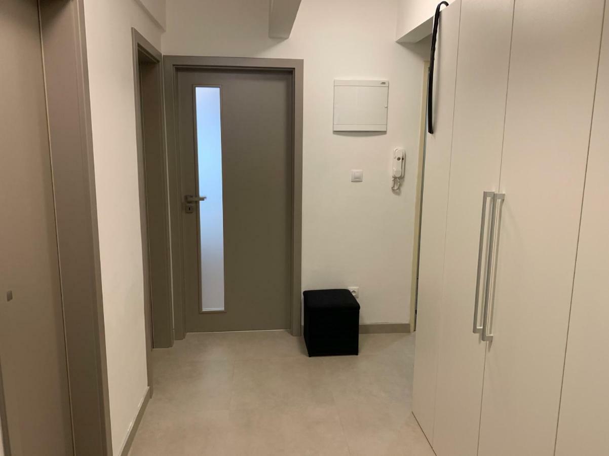 Ap 1 - Apartments 4U Brezinova "Overnight Simply" Hradec Králové المظهر الخارجي الصورة